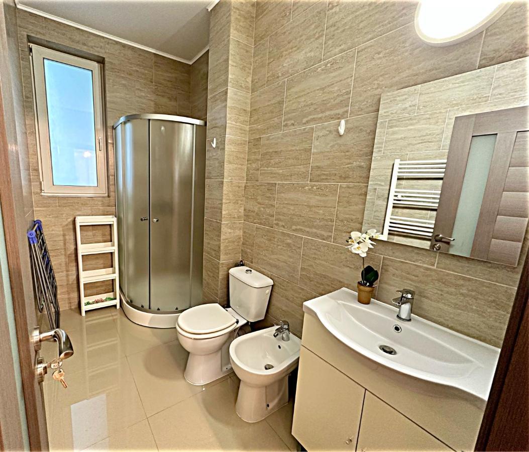Hezo Sunshine Studio And Apartment 那沃达利 外观 照片