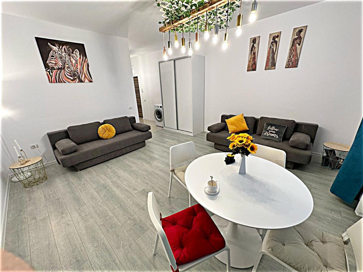 Hezo Sunshine Studio And Apartment 那沃达利 外观 照片